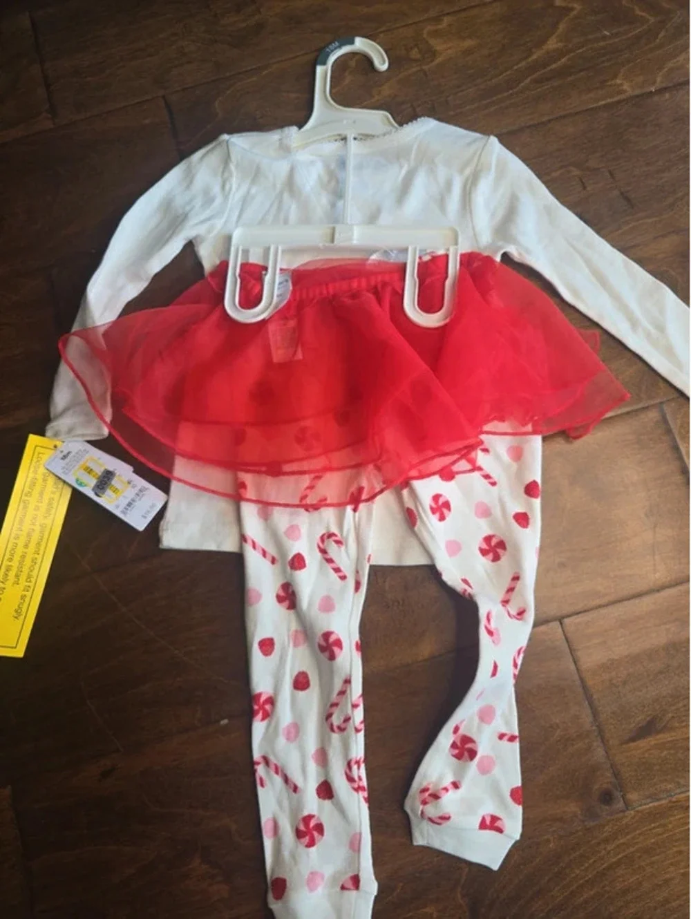 18m brand new christmas outfit from carter's item 39G6